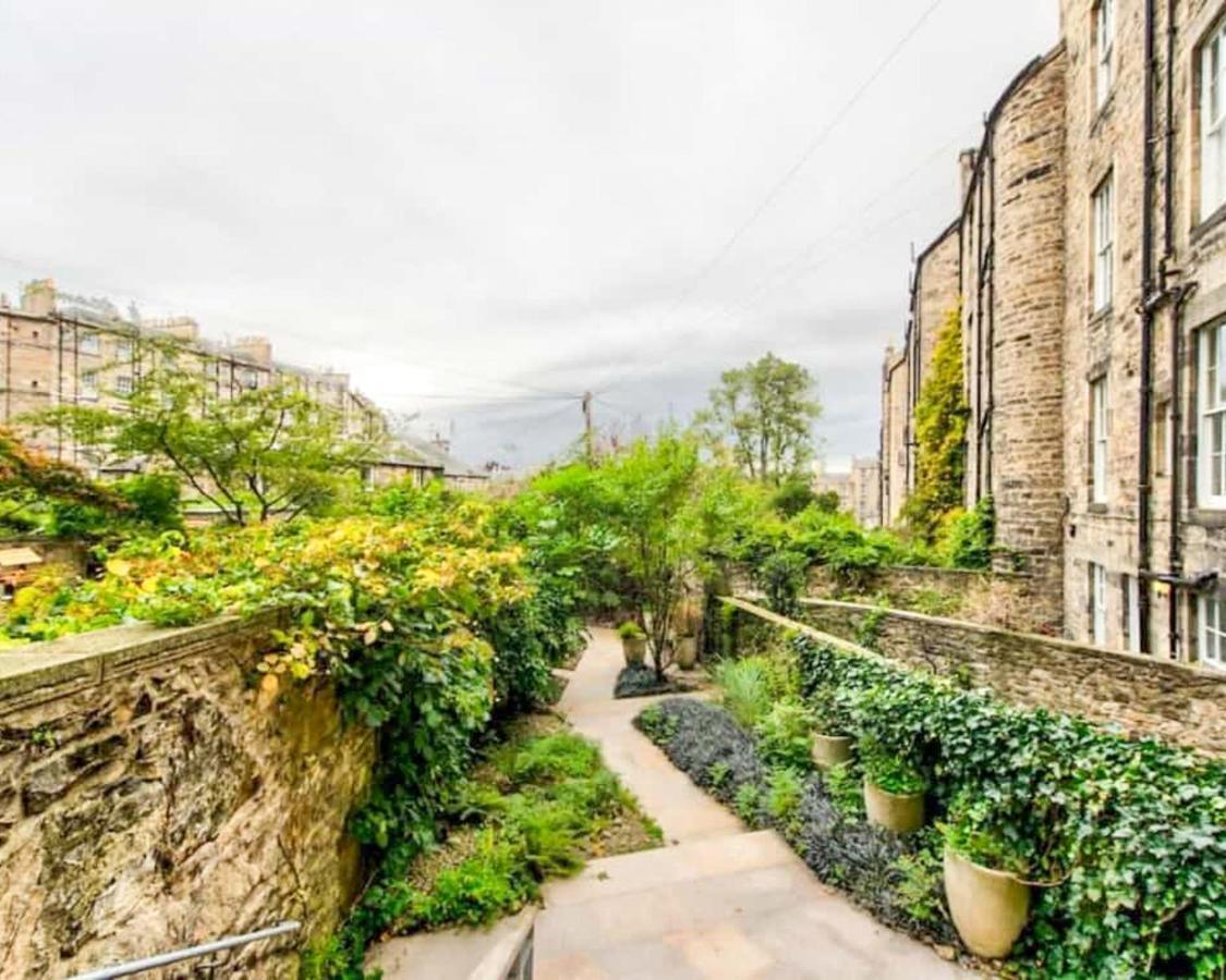 Beautiful City Centre Georgian 4 Bed Townhouse With Private Garden Edinburgh Exterior foto